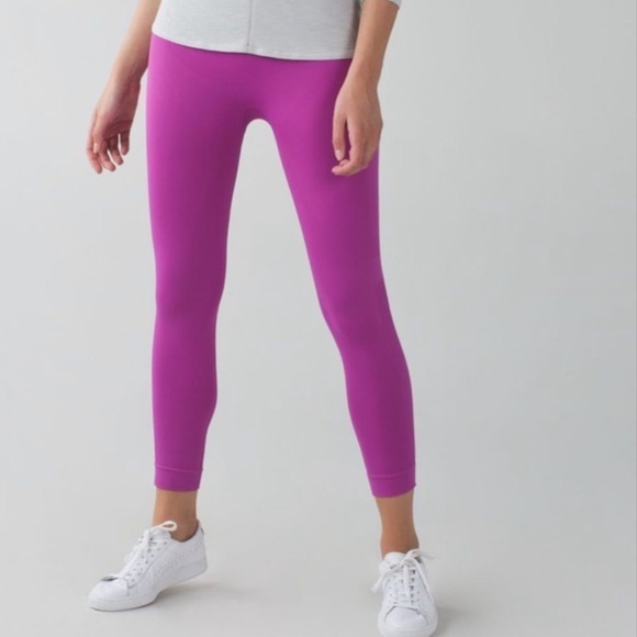 Lululemon Zone In Crop Ultra Violet Seamless Leggings | Size 6 - Picture 1 of 6